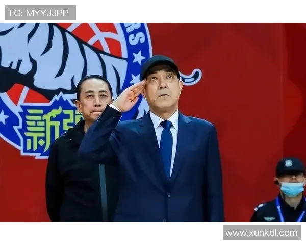 新疆维族四岁小足球天才崭露头角引发关注未来有望成为世界级球星